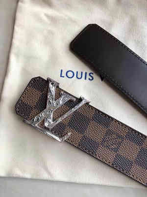 LV腰帶 時尚符號與奢華工藝的完美結合